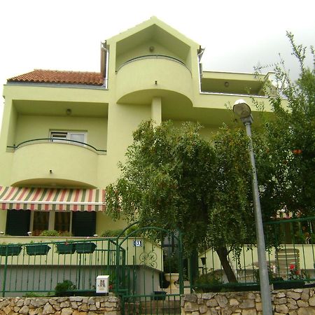 Apartments Marta Zaboric Bagian luar foto
