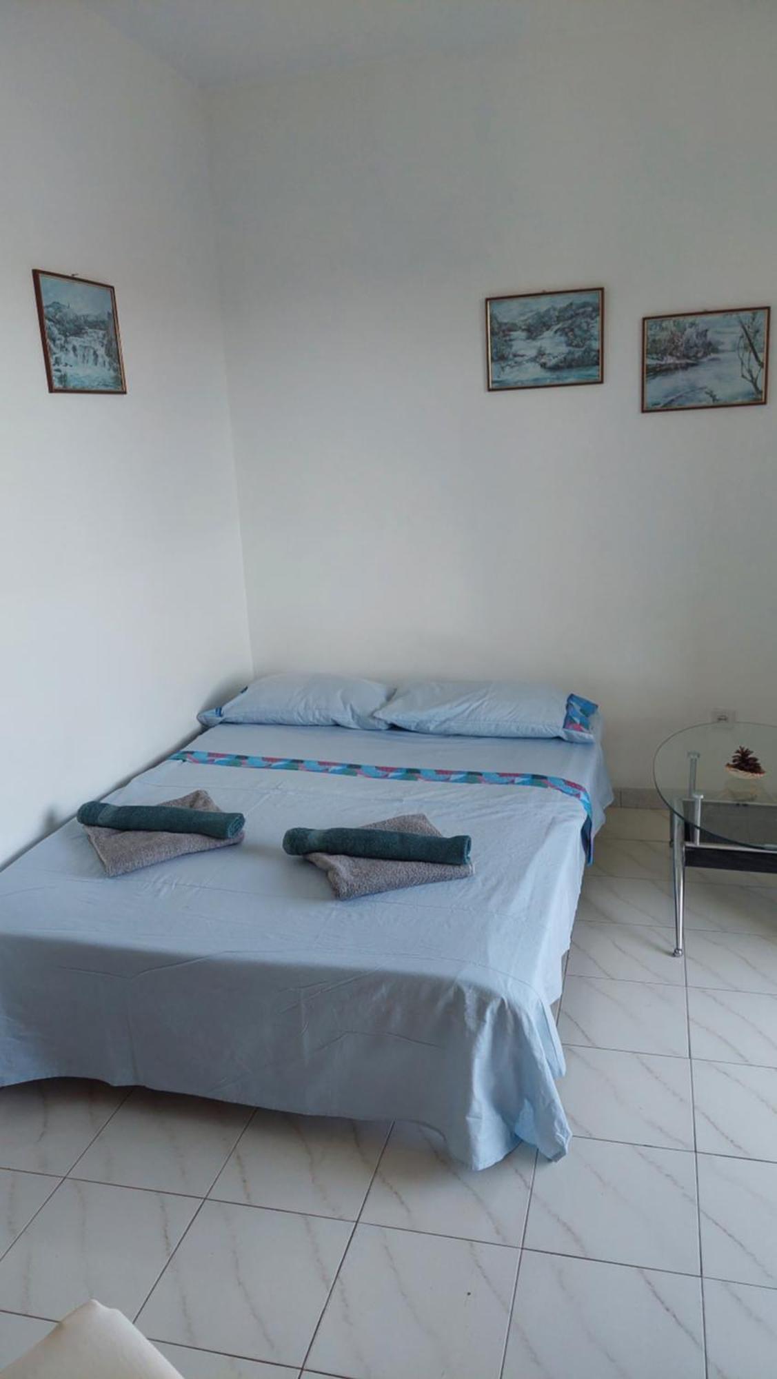 Apartments Marta Zaboric Bagian luar foto